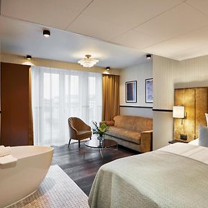 WIDE Hotel